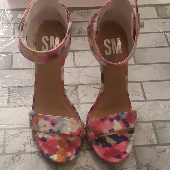 Color floral stiletto heels - Picture 2 of 7